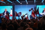 FRANCE : ARRAS DERNIER MEETING DE CAMPAGNE DE MARINE LE PEN - MARINE LE PEN'S LAST CAMPAIGN MEETING